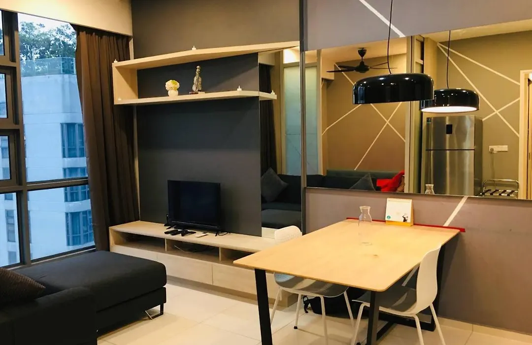The Robertson By Kl Moonlight Suites Bukit Bintang-1