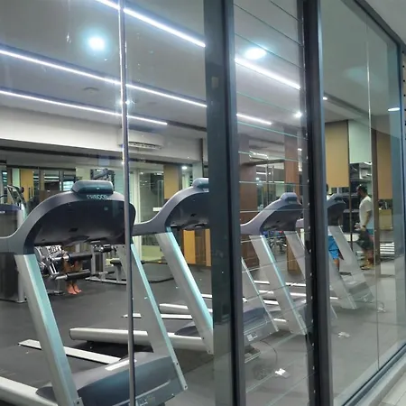 The Robertson By Kl Moonlight Suites Bukit Bintang-3